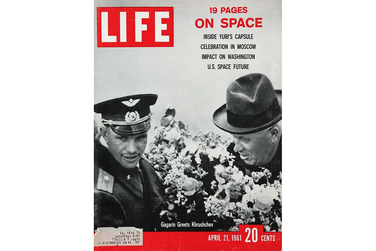 Обложка журнала Life