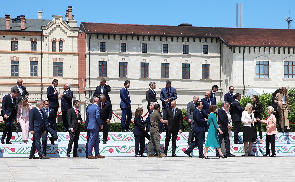 Участники второго саммита Европейского политического сообщества