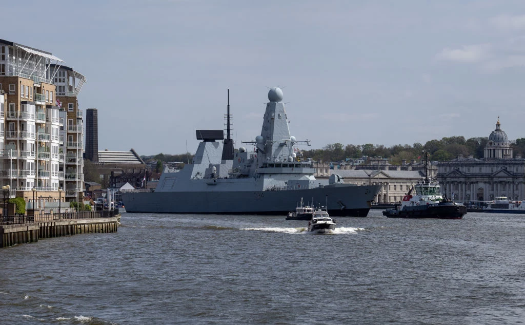 Carl Court / Getty Images