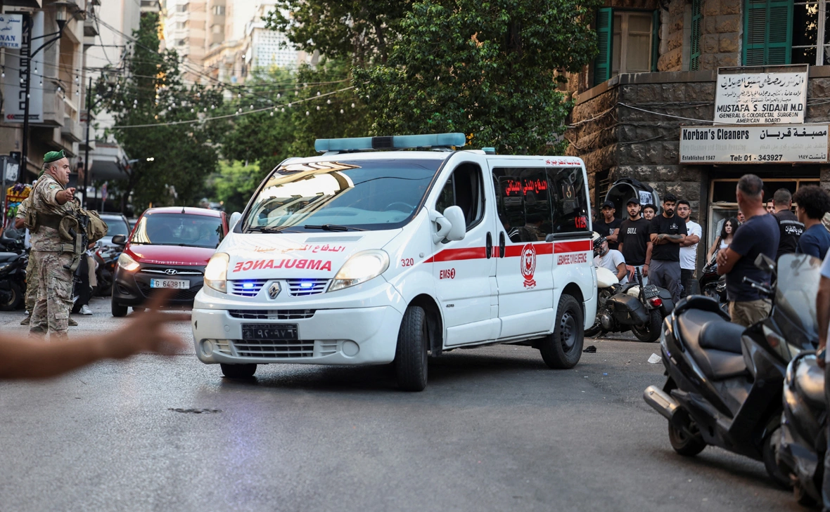 Mohamed Azakir / Reuters