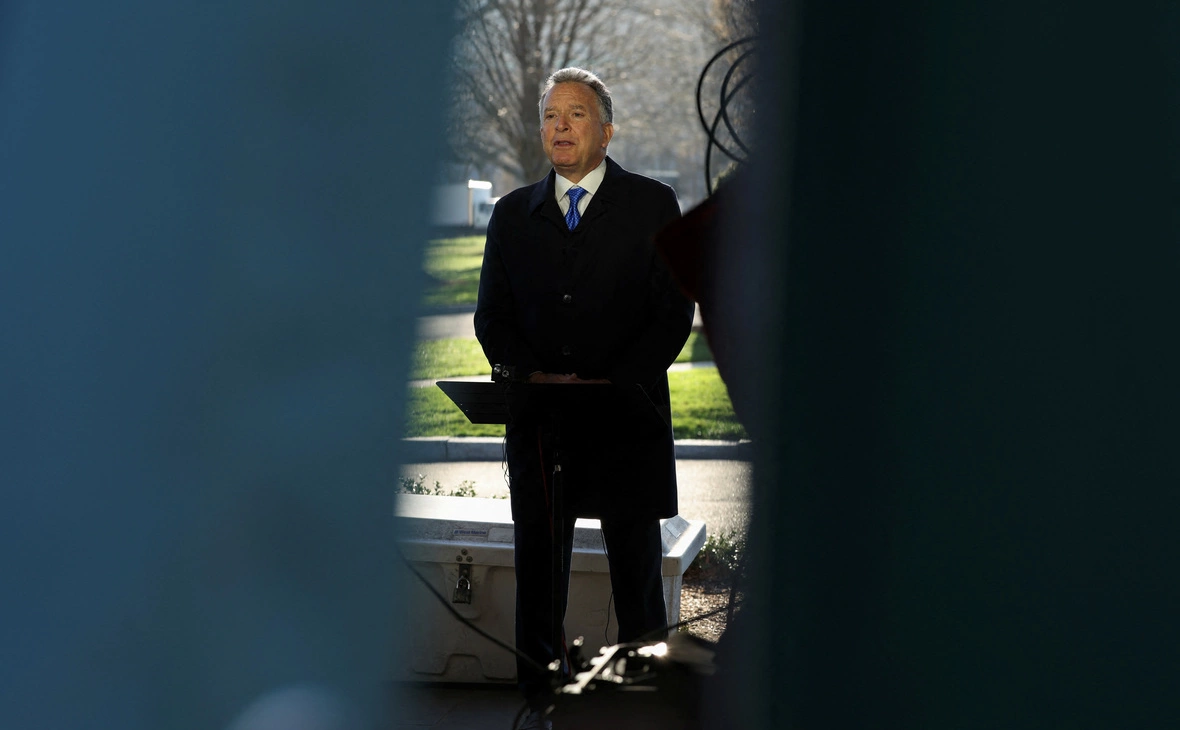 Kevin Lamarque / Reuters