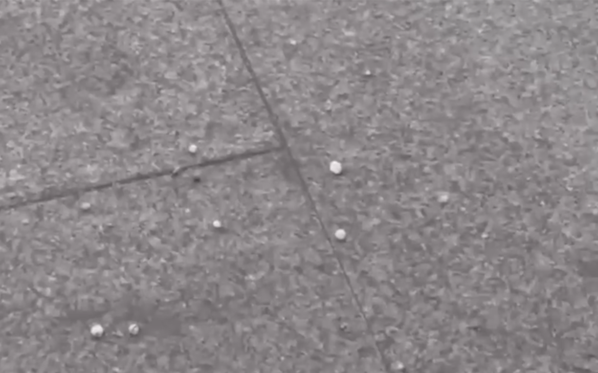 В Москве прошел град. Видео