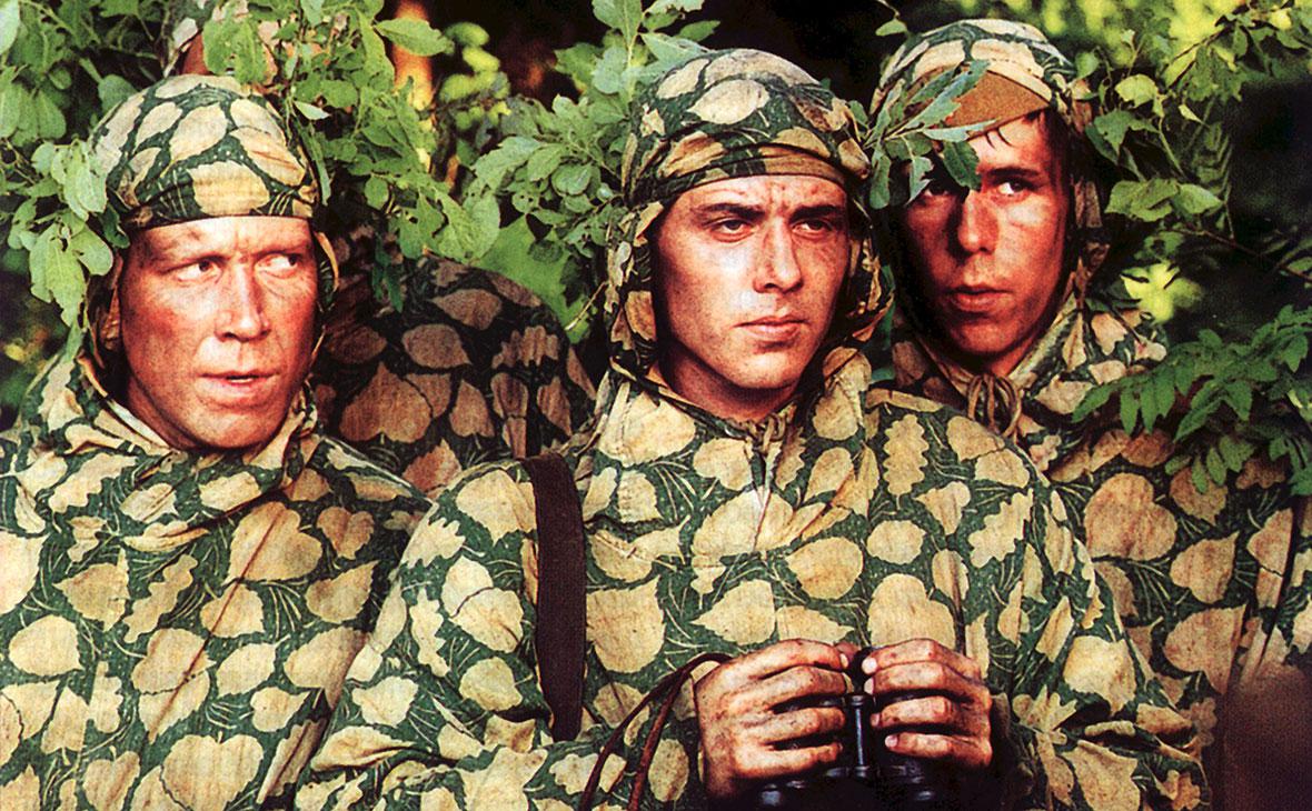 Алексей Кравченко, Игорь Петренко, Алексей Панин (слева направо) в фильме &laquo;Звезда&raquo; по одноименной повести Эммануила Казакевича, 2002 год