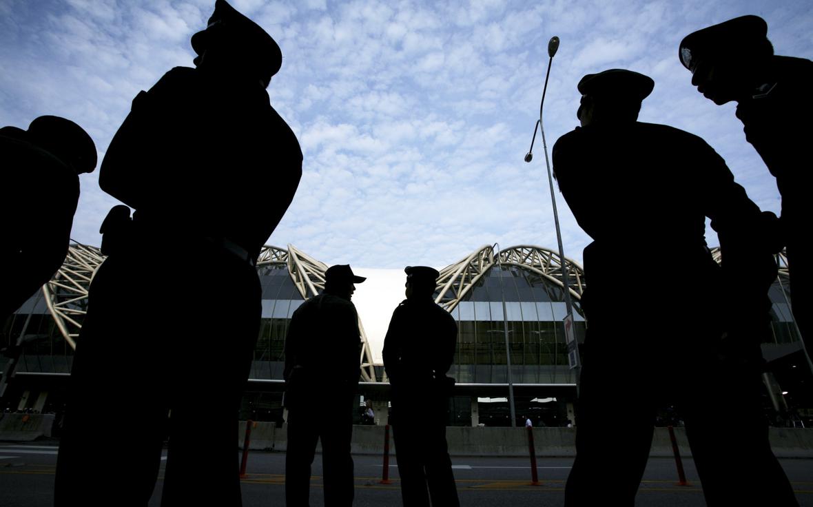 Таиланд ужесточил контроль над въезжающими из-за конфликта с Камбоджей