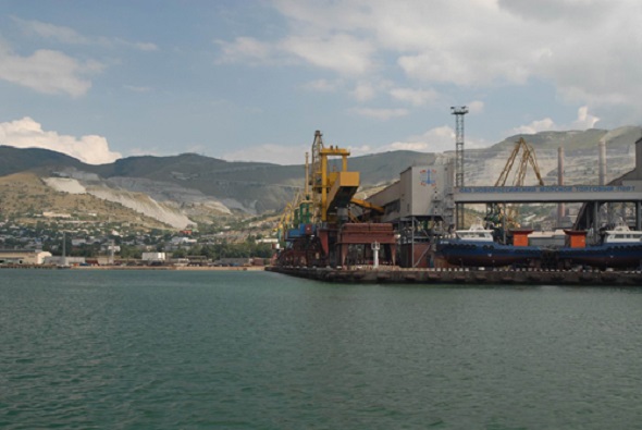 В порту Новороссийска собираются строить терминал импортных масел