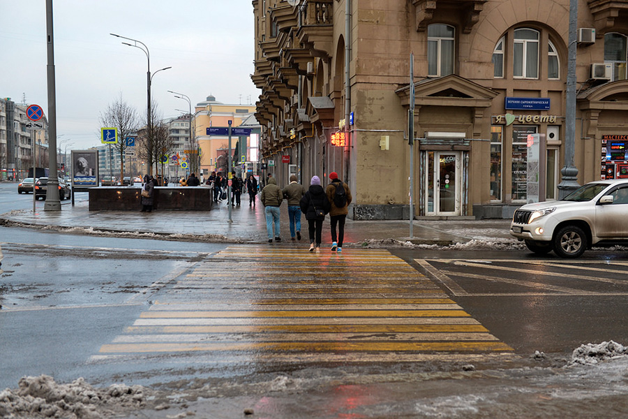 Пешеходный переход&nbsp;на улице Верхняя Сыромятническая до демонтажа