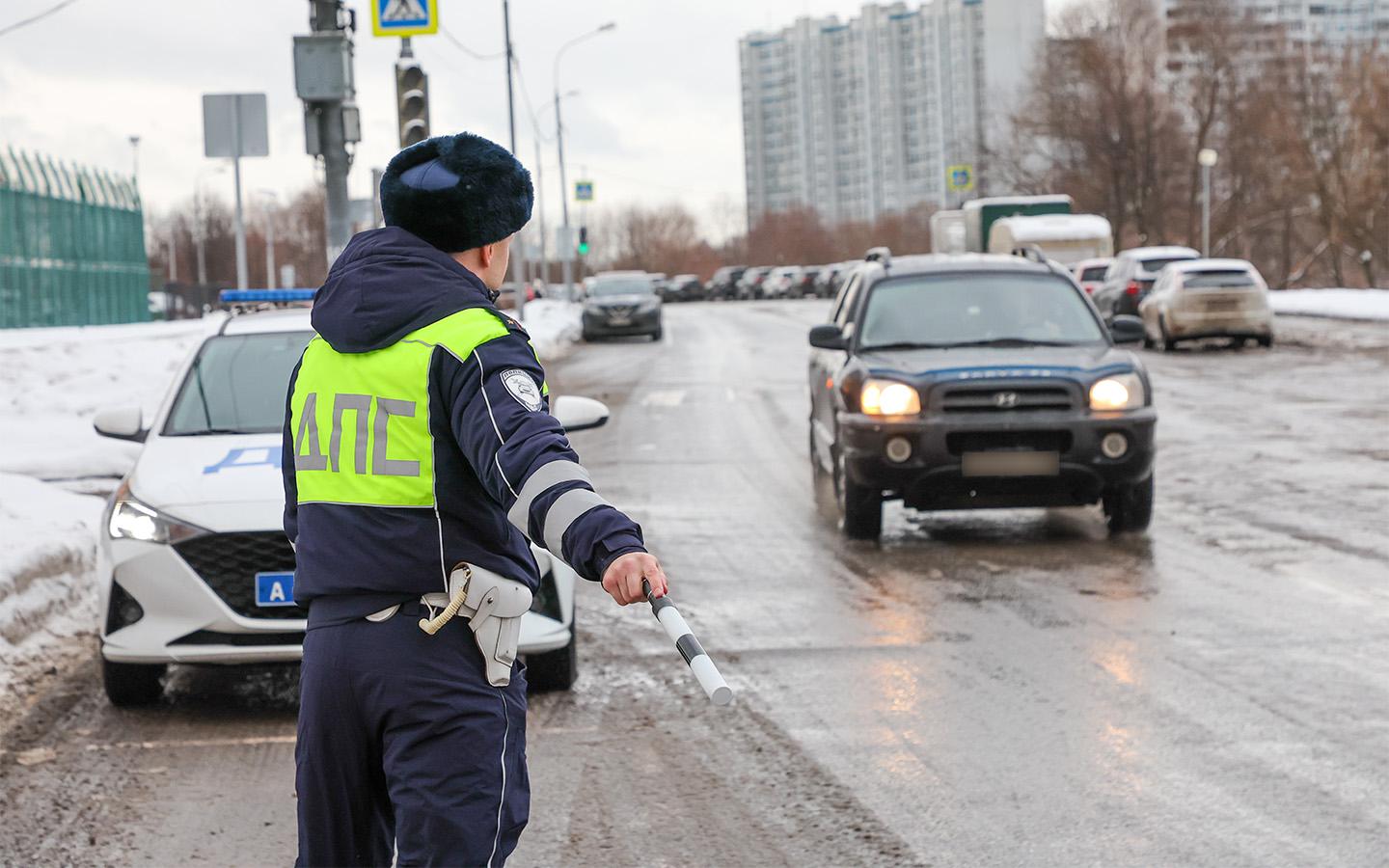 Водителей не будут штрафовать за просроченные права. Но при одном условии