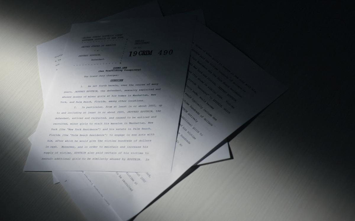 Минюст США опубликовал материалы по делу Эпштейна