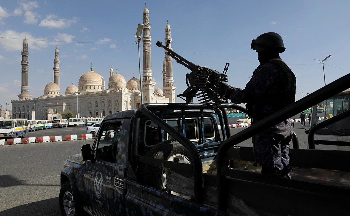 Khaled Abdullah / Reuters