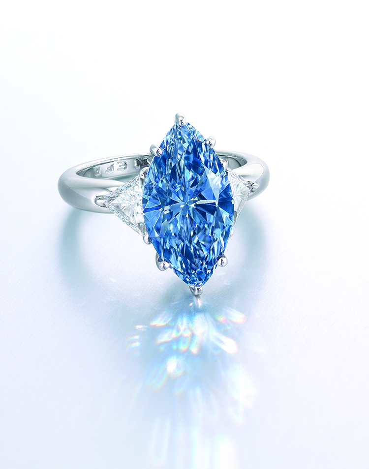 Кольцо Moussaieff c голубым бриллиантом&nbsp;весом 4,29 карата