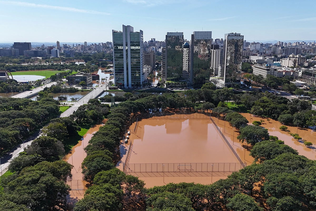 <p>Наводнение повлияло на жизнь более чем 1 млн жителей юга Бразилии&nbsp;</p>