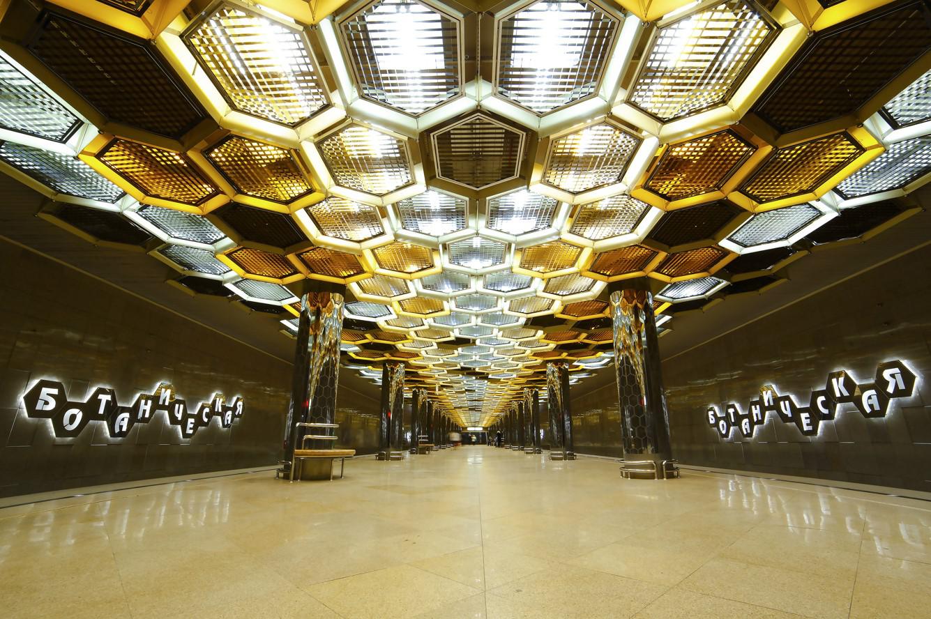 Екатеринбургский метрополитен выполняет не только транспортную, но и культурно-просветительскую функцию