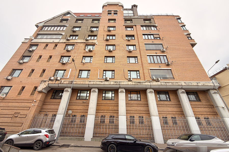 Дом, в котором находится квартира Ларисы Долиной