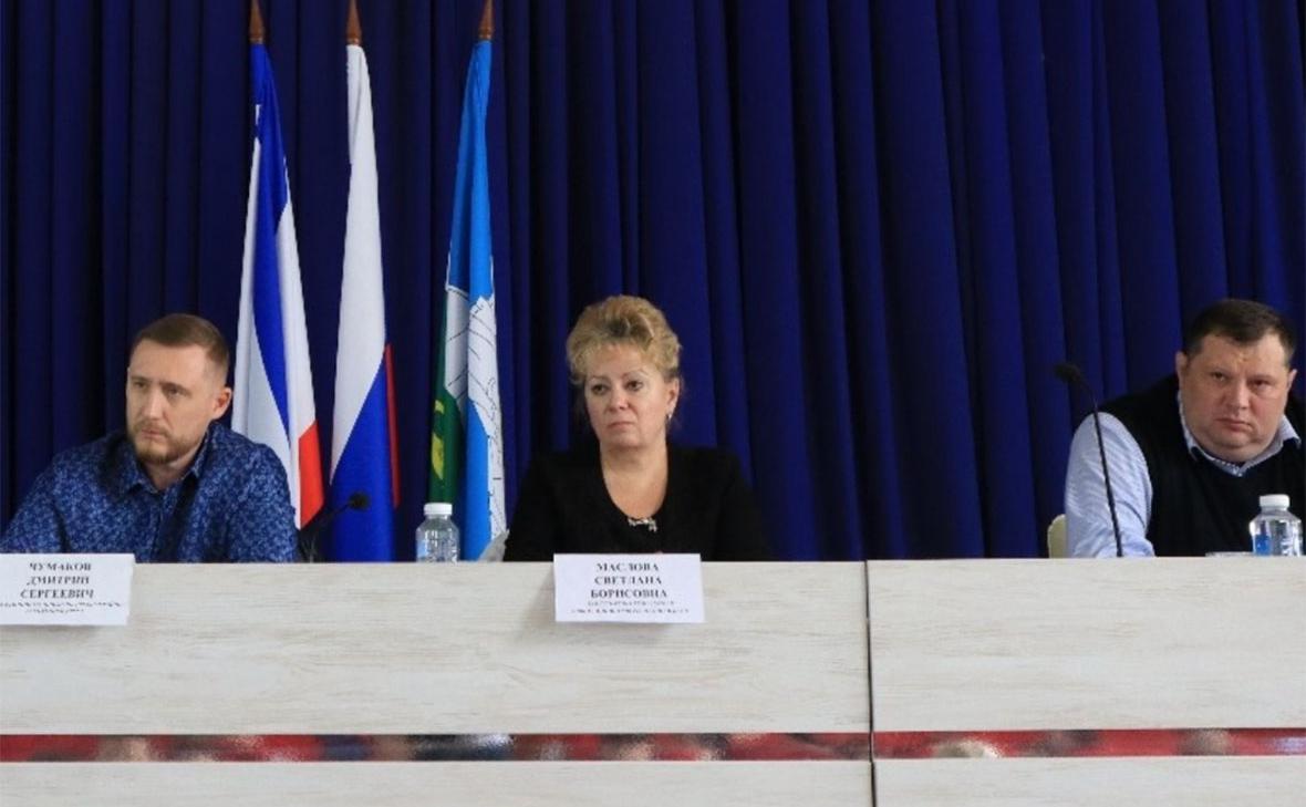 Светлана Маслова (в центре)