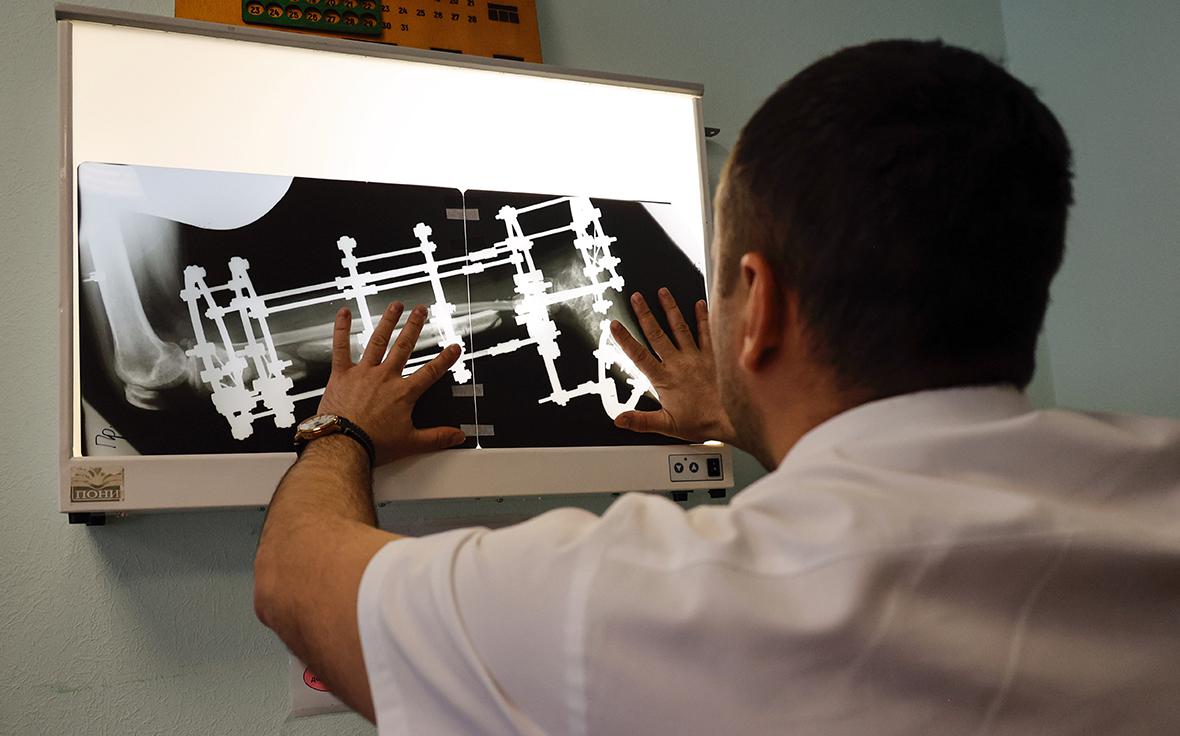 В России готовят серийный выпуск исчезающих пластин для лечения переломов