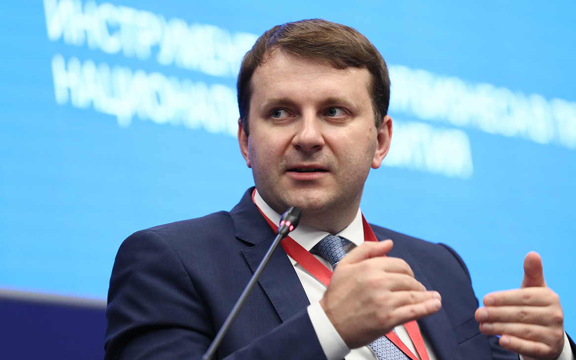 Орешкин выступил против контроля ЦБ над коммерческими банками