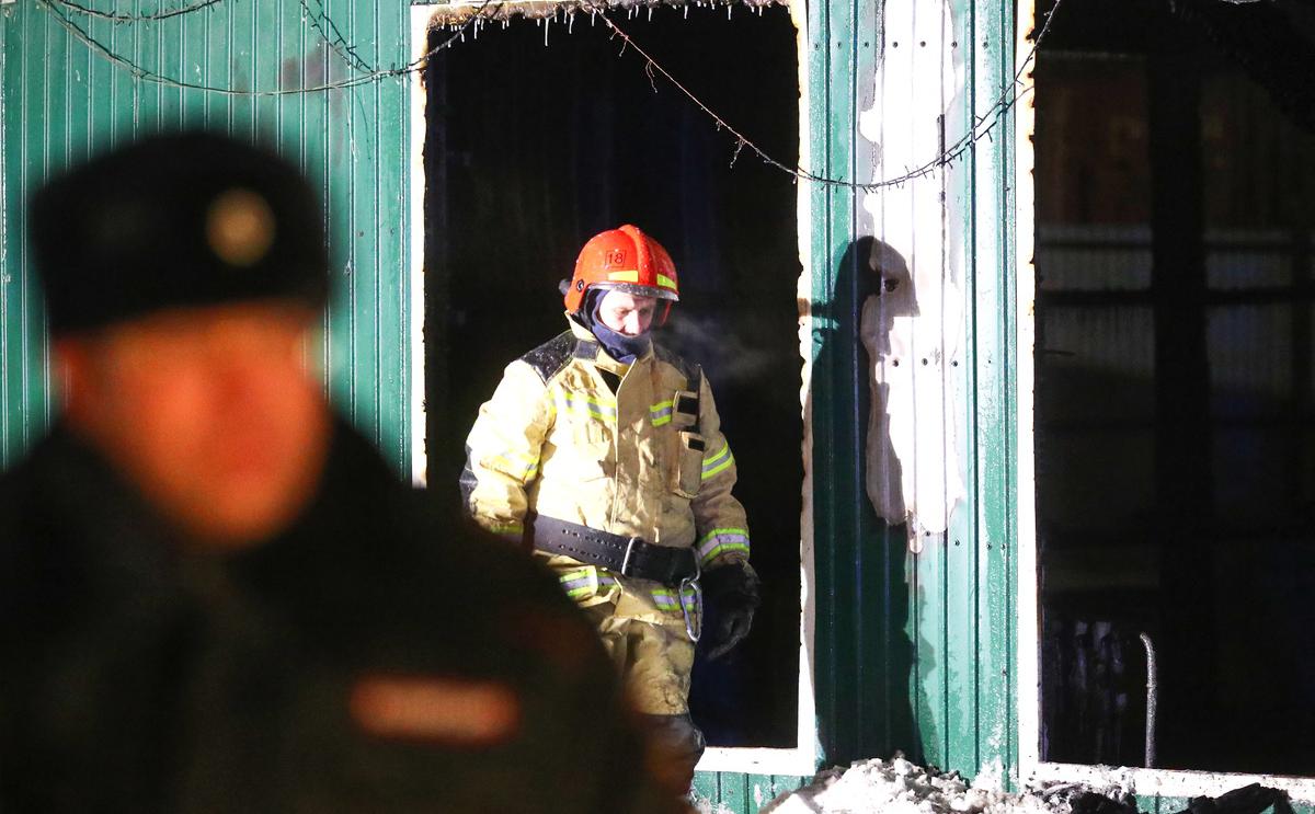 Число погибших при пожаре в доме престарелых в Кемерово увеличилось до 20