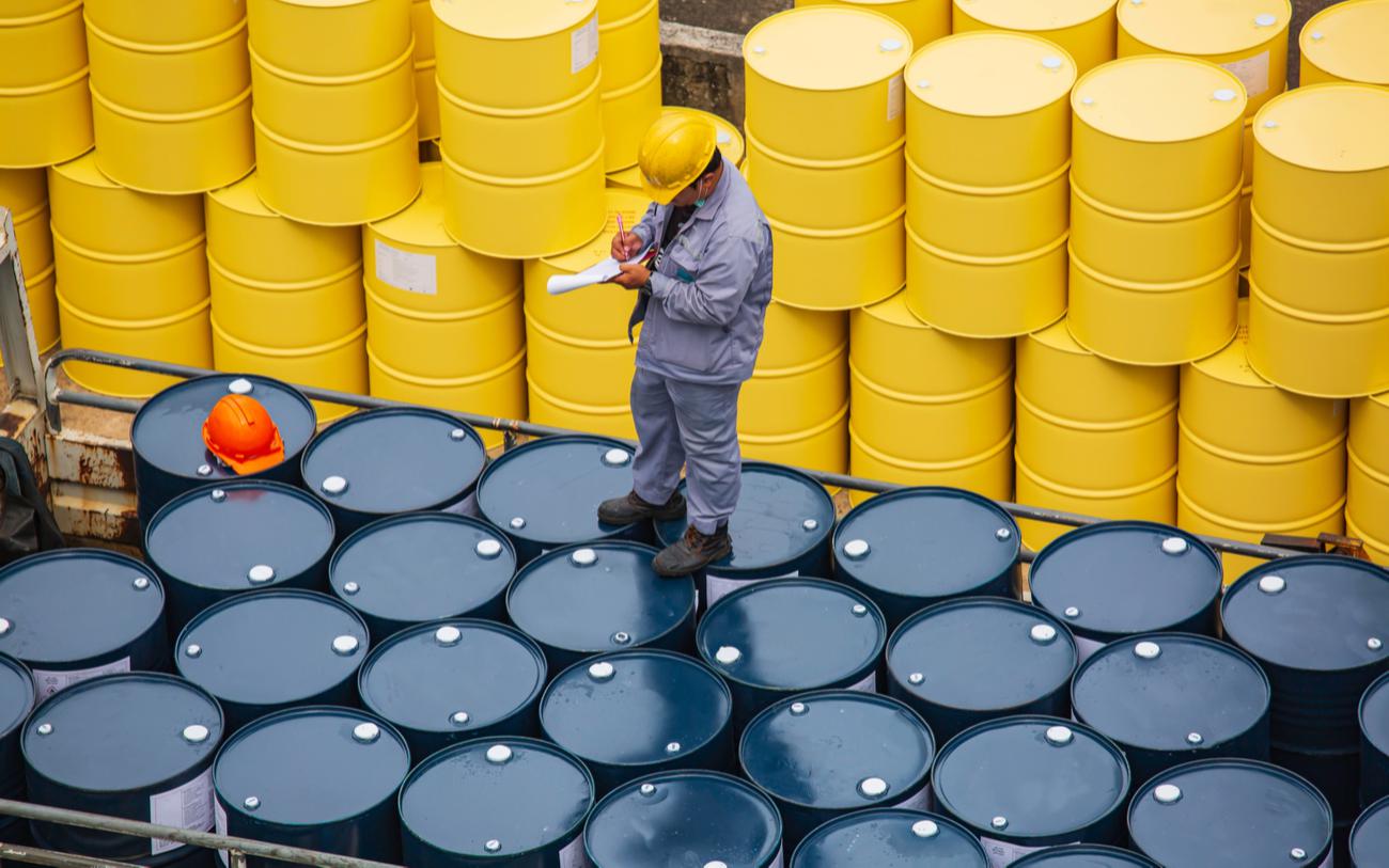 Цена нефти Brent впервые с 31 августа опустилась ниже $86 за баррель