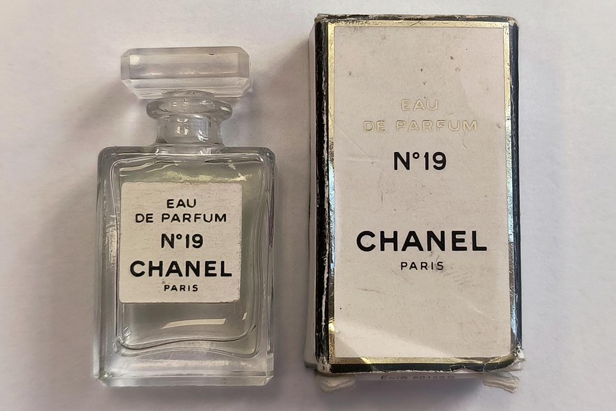 Винтажный пробник духов Chanel № 19