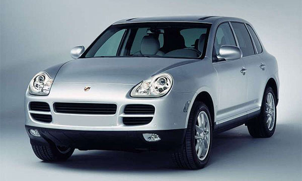 У безработной женщины угнали Porsche Cayenne стоимостью 1,6 млн рублей