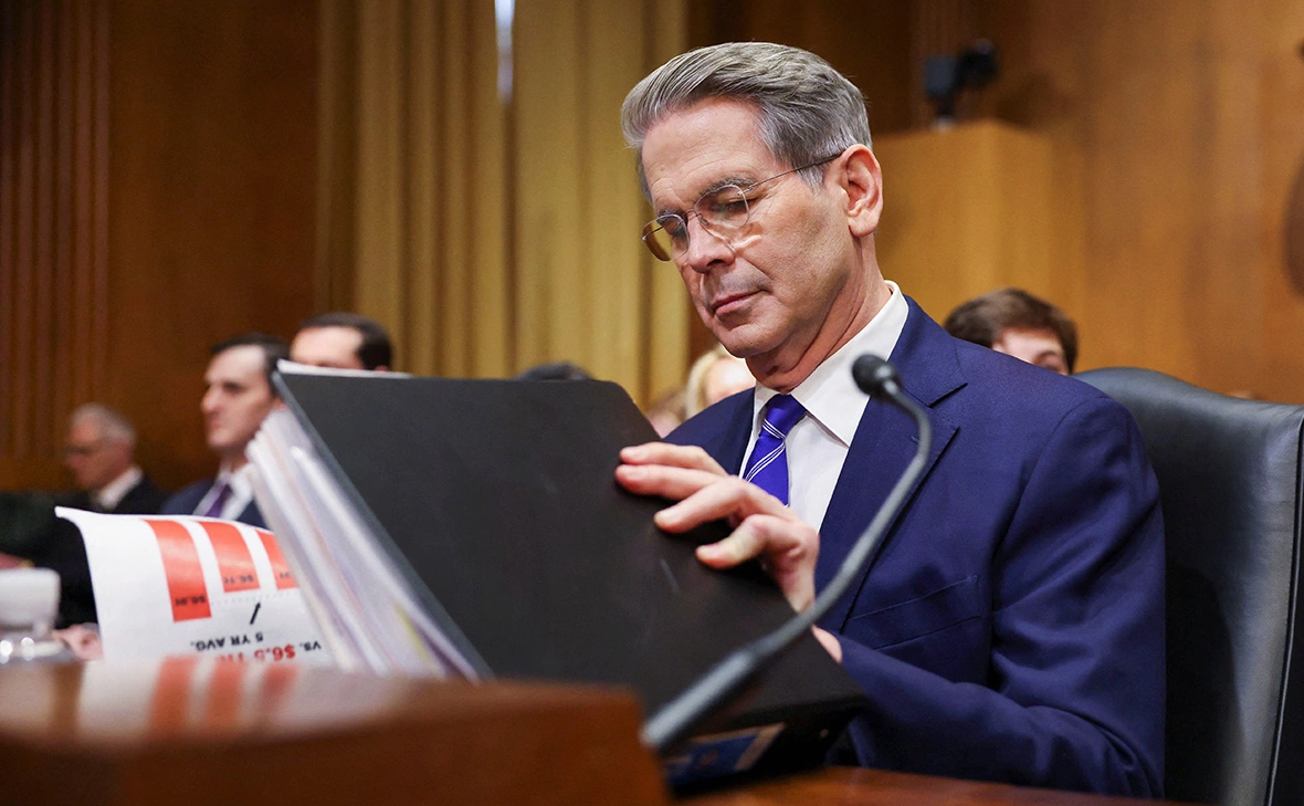 Kevin Lamarque / Reuters