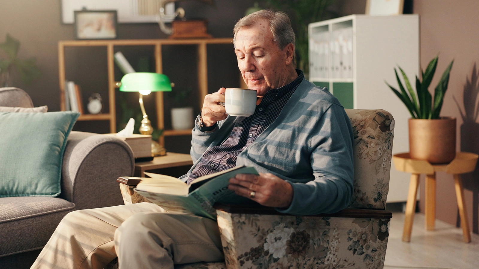 Найден способ снизить риск развития деменции. Что нужно делать