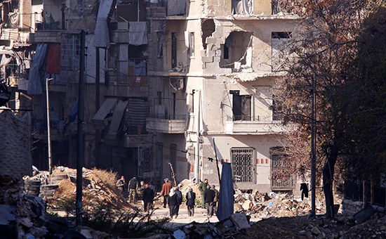 Жители восточной части Алеппо. 9 декабря 2016 года


