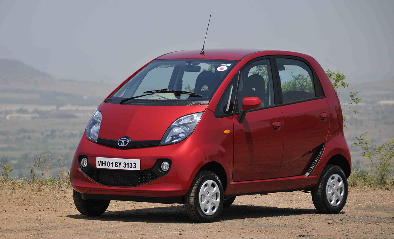 Проект, получивший официальное звание самого дешевого автомобиля мира, так и не вышел за пределы индийского рынка. От конкурентов отличается заднемоторной компоновкой. Двигатель объемом 0,6 л развивает 35 лошадиных сил.
