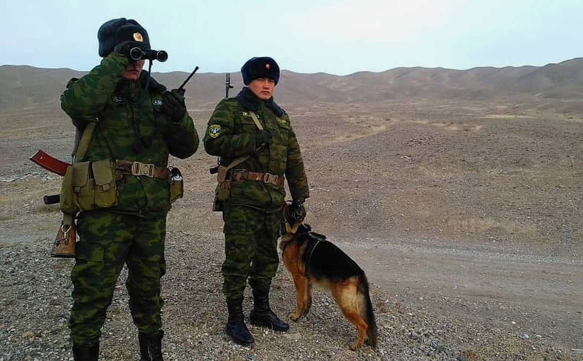 Пограничники Киргизии и Таджикистана устроили перестрелку"/>













