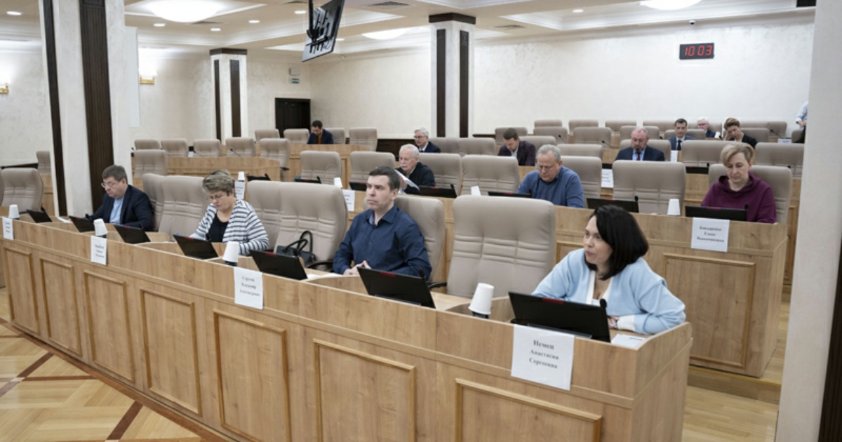 Гордума екатеринбурга председатель. Холодарев екатеринбург депутат. Гордума екатеринбурга председатель. Депутат екатеринбургской думы. Депутат городской думы екатеринбурга.