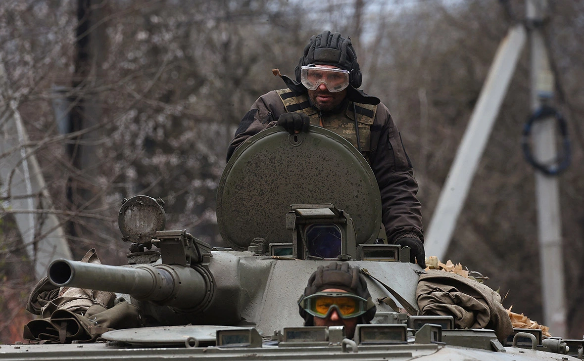 Kai Pfaffenbach / Reuters