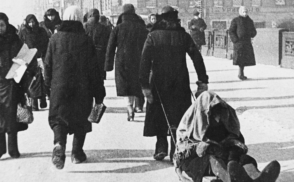 Ленинград, 1942 г.
