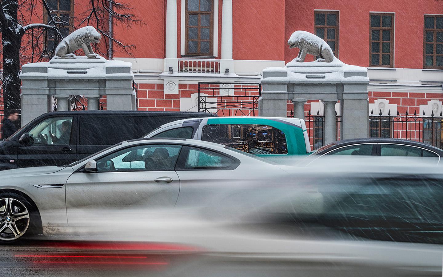 Многодетных водителей предложили освободить от транспортного налога. В  Госдуму внесли законопроект :: Autonews