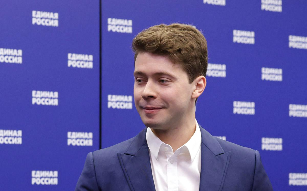 Сын Медведева стал координатором портала «Я в России»
