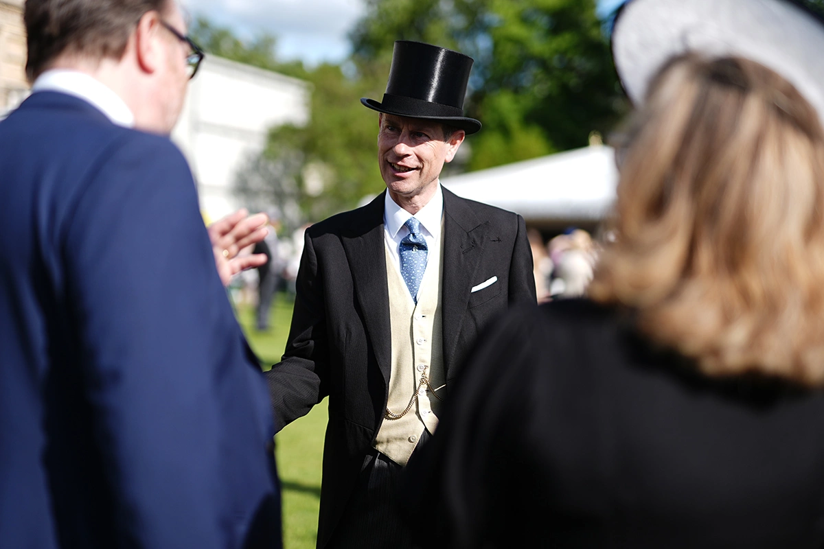 <p>Принц Эдвард на мероприятии The Creative Industries Garden Party в саду Букингемского дворца, 15 мая 2024 года</p>