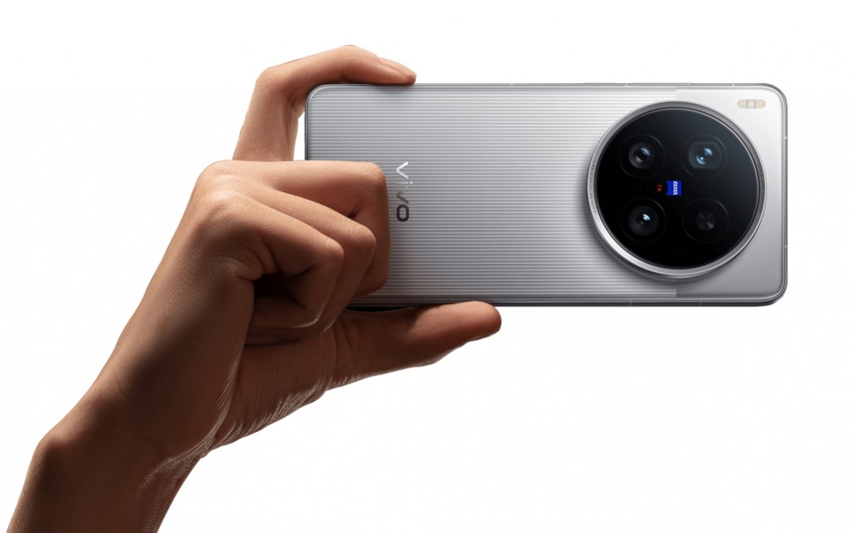 Vivo X200 Ultra получил камеру на 200 Мп и огромный объектив Zeiss