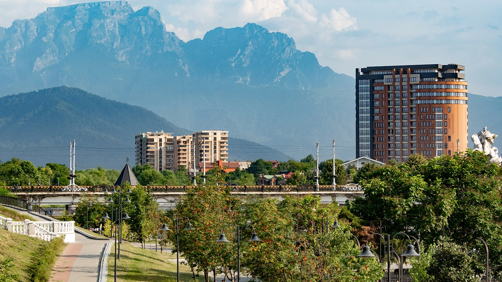 Панорамный вид на Владикавказ