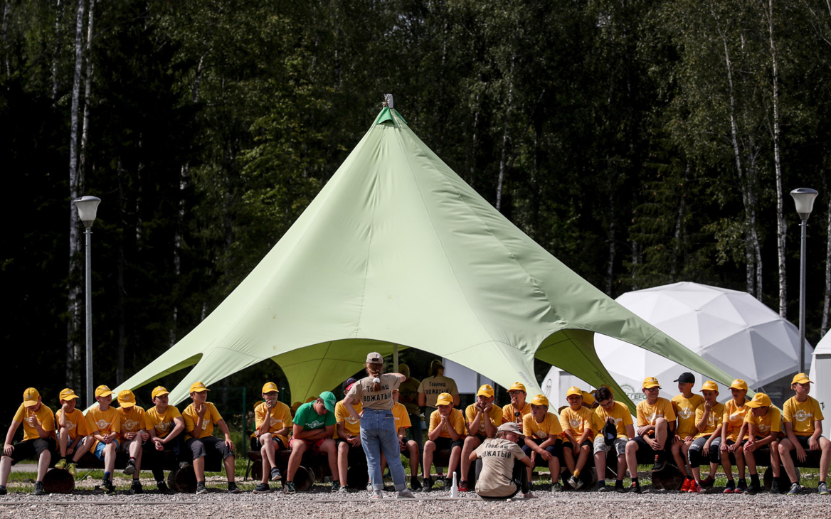 Кабмин утвердил правила кешбэка на путевки в детские лагеря