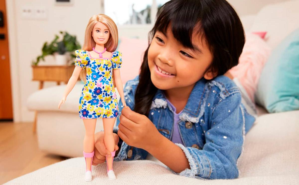 Mattel представила куклу Барби с синдромом Дауна