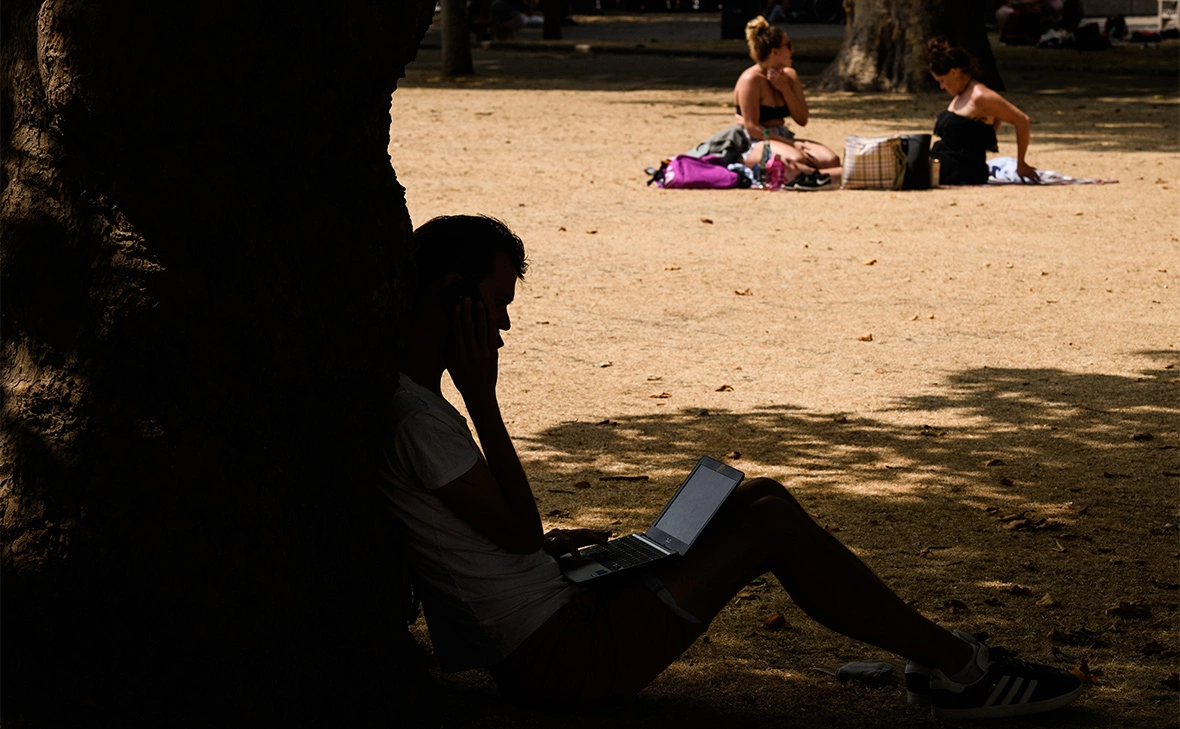 Leon Neal / Getty Images