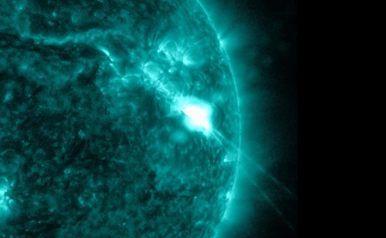 Вспышка на Солнце, зафиксированная NASA