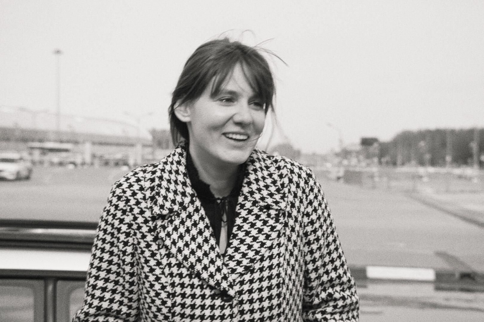 Тусовка внутри тусовки: каким получился фильм «Картины дружеских связей»