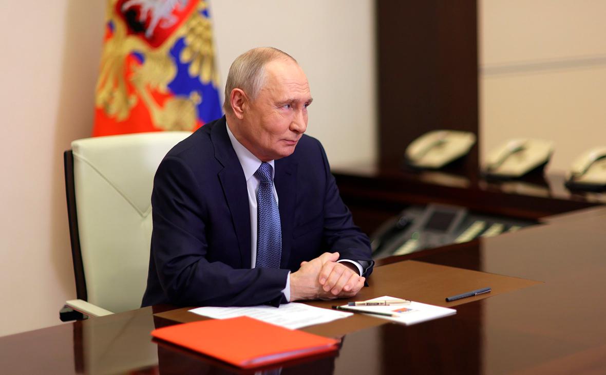 Путин 21 мая вручит звезды Героев и другие награды бойцам спецоперации