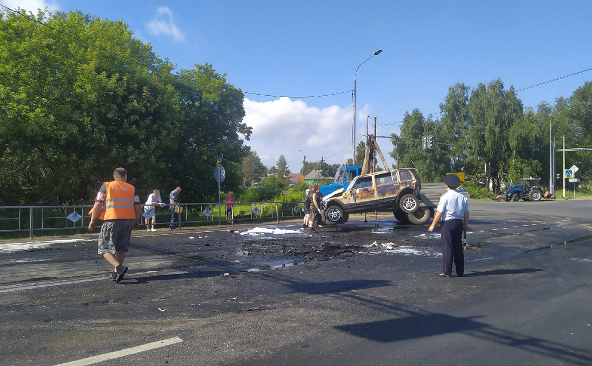 В Нижегородской области три человека погибли в аварии с четырьмя машинами