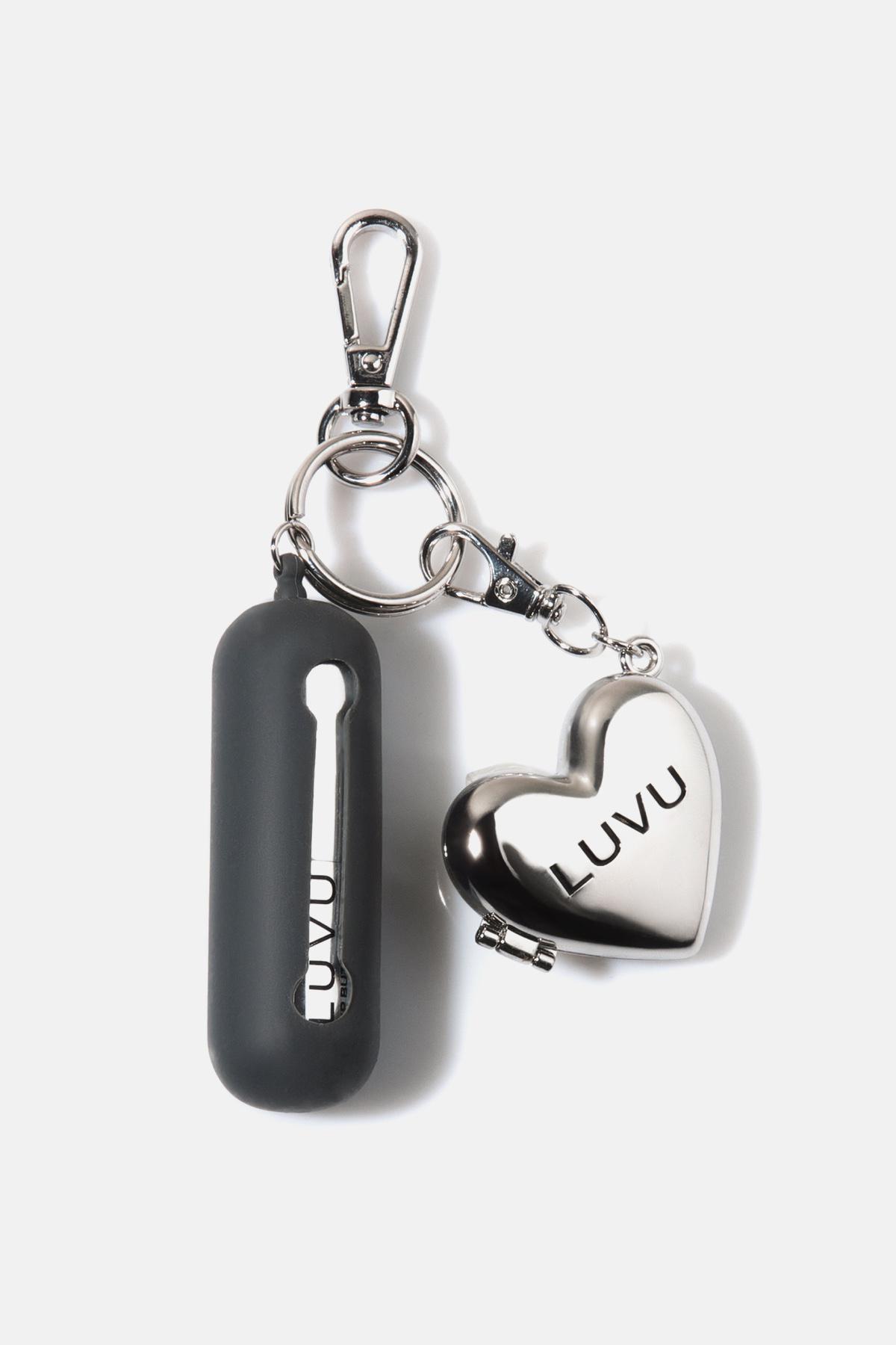 Набор с баттером и брелоком Lip Butter Set, Luvu, 2070 руб. (luvucosmetics.ru)