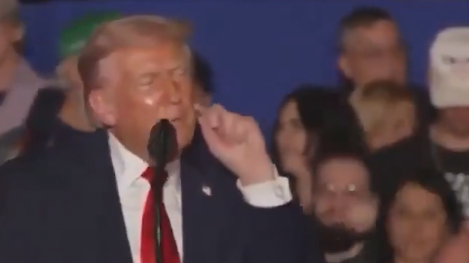 Трамп заявил, что США принимают слишком много мигрантов из «адских дыр»