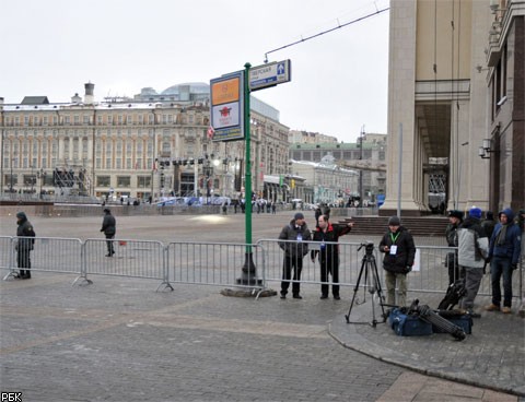 Центральные площади Москвы оцеплены полицией