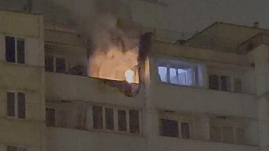 В Петербурге произошел пожар в многоэтажке
