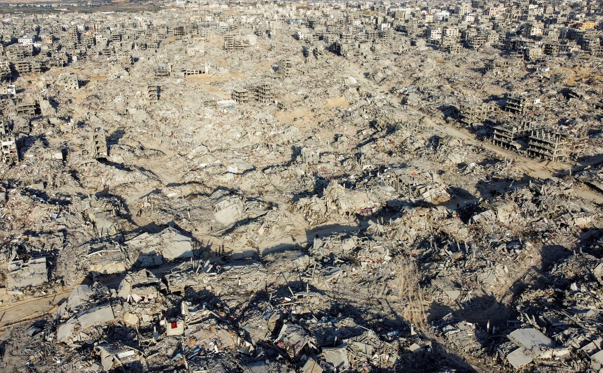 Mahmoud Al-Basos / Reuters