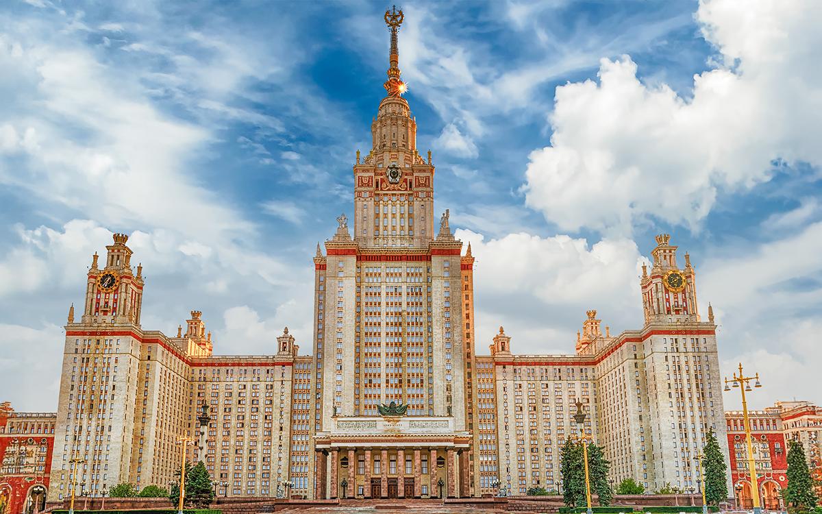 Главное здание МГУ